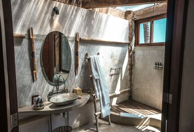 اتاق سوپریور با چشمانداز باغ, Delek Tulum