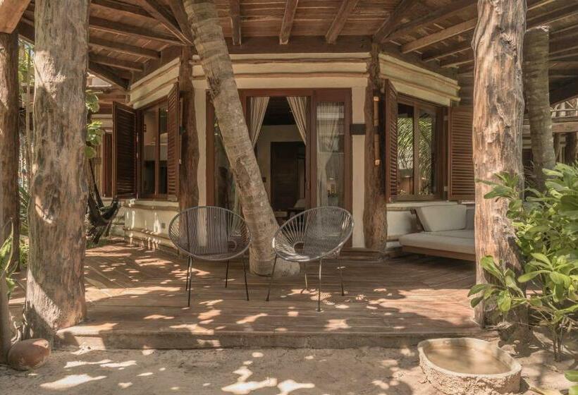 اتاق استاندارد با چشمانداز باغ, Delek Tulum