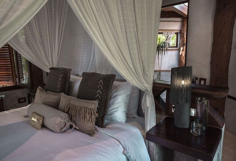 اتاق با خدمات پایه با منظره ی مشرف به دریا [قابل مشاهده ازبالکن], Delek Tulum