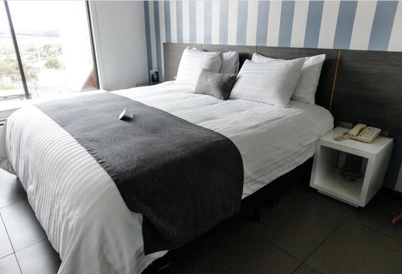 标准单人间, La Cima Del Valle