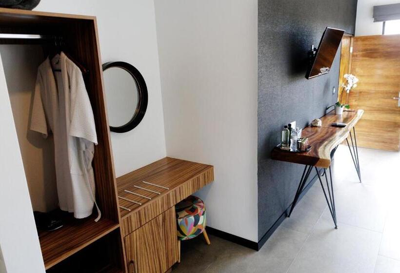 标准间, La Cima Del Valle