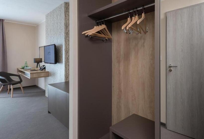 חדר סטנדרט לשלושה, Panská Zahrada