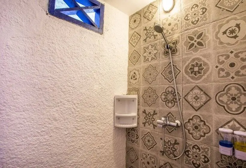 اتاق لوکس با بالکن, Santorini Beach Resort