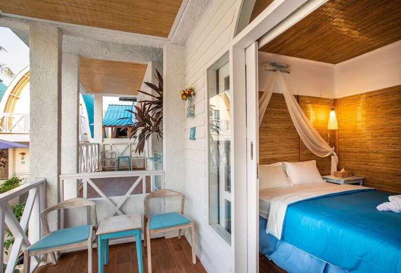 اتاق لوکس با بالکن, Santorini Beach Resort