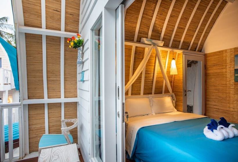 اتاق لوکس با بالکن, Santorini Beach Resort