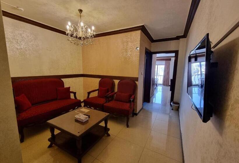 اتاق استاندارد یک تخته با بالکن, Nahas Plaza