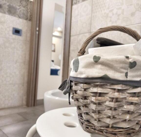 Семейный Номер Superior, Hello World