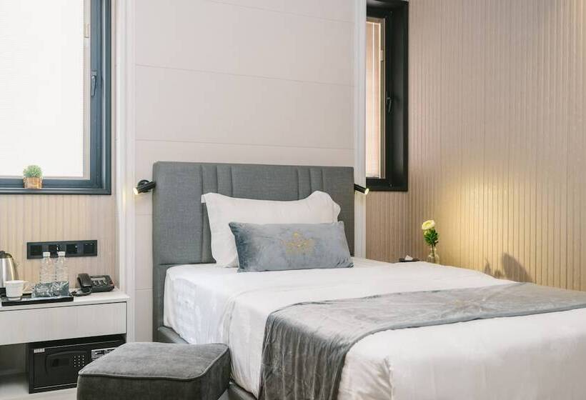 غرفة ديلوكس فردية, A&r Boutique