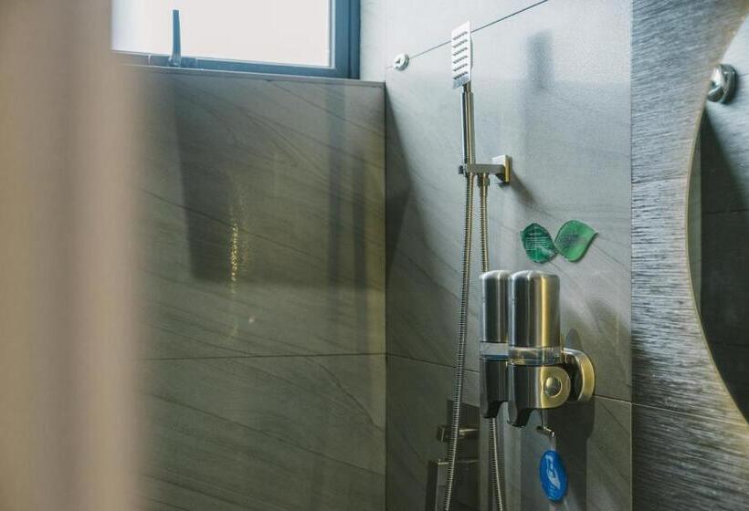 غرفة سوبيريور, A&r Boutique