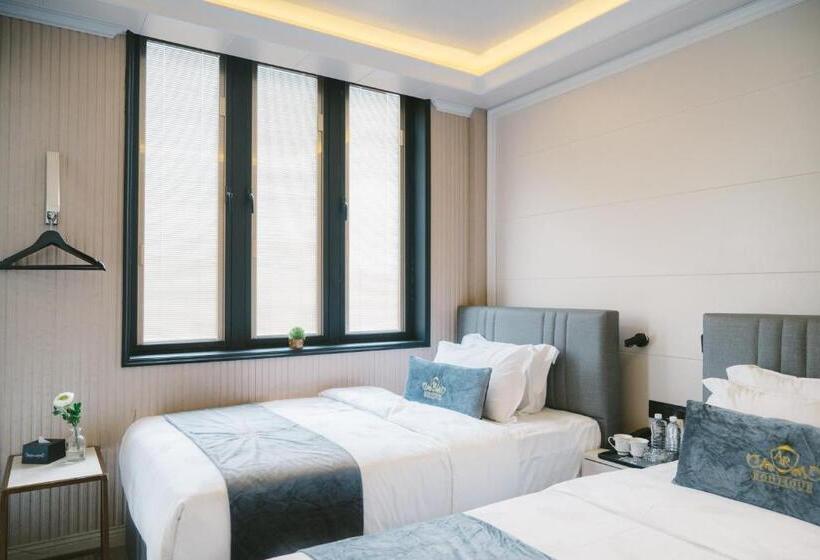 غرفة قياسية مزوَّدة بشُرفة, A&r Boutique