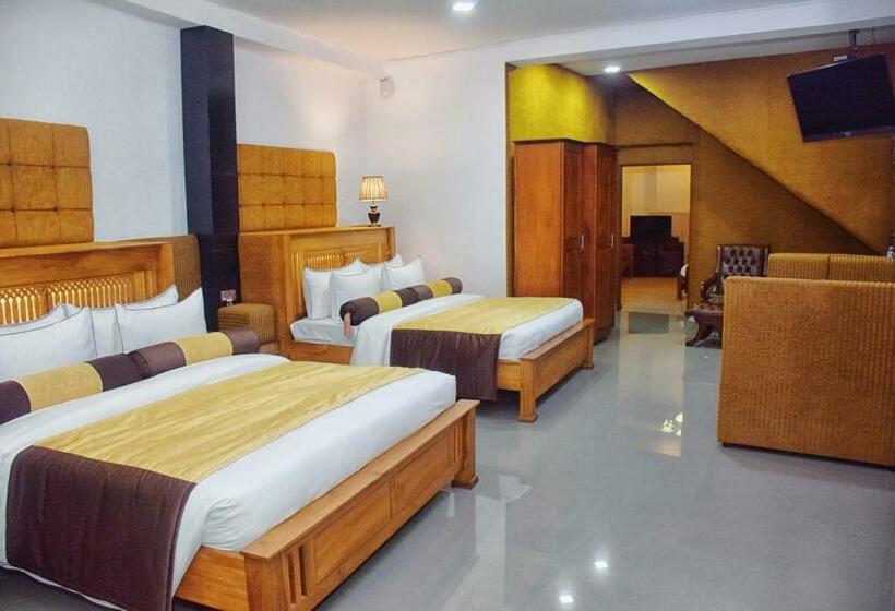 Suite Familiare, Eagle Regency