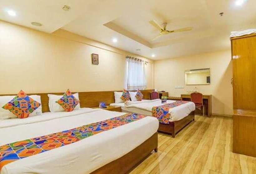 اتاق خانوادگی, Fabexpress Deccan Heritage   Nr Iskon Temple , Abids