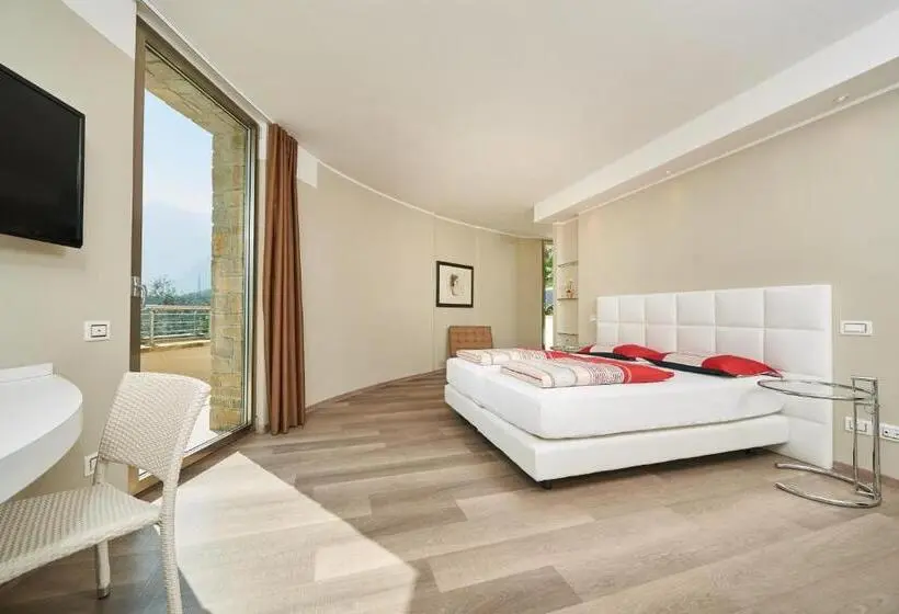 Suite with lake view, Agriturismo Maso Botes