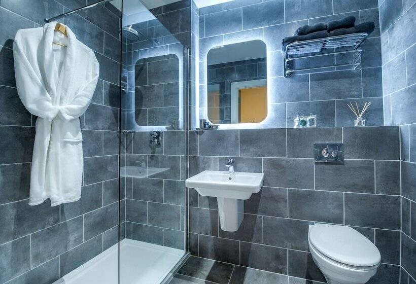 غرفة سوبيريور, Kingston S Townhouse