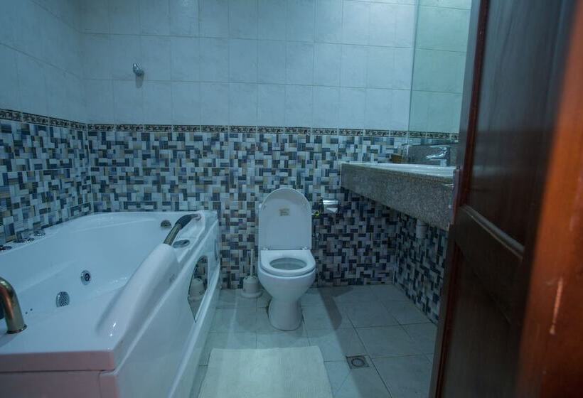 سوئیت رویال, Princess Luxury Hotels