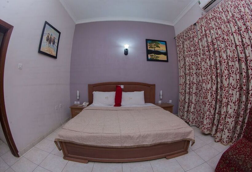 سوئیت رویال, Princess Luxury Hotels
