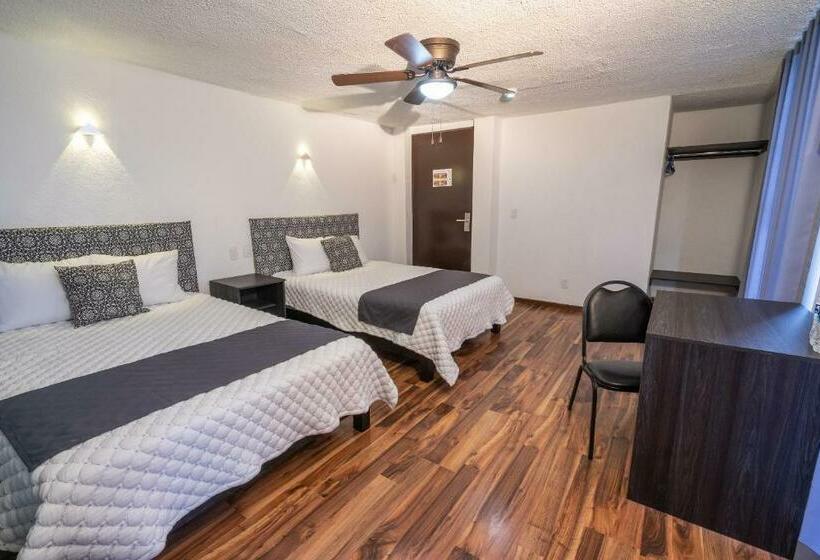 Economy Quadruple Room, Delf Inn