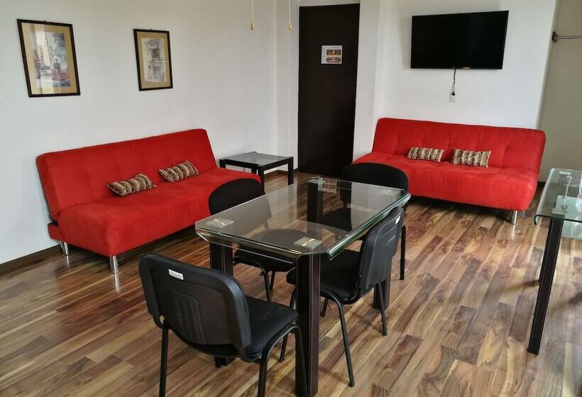 Quarto Triplo Economy, Delf Inn