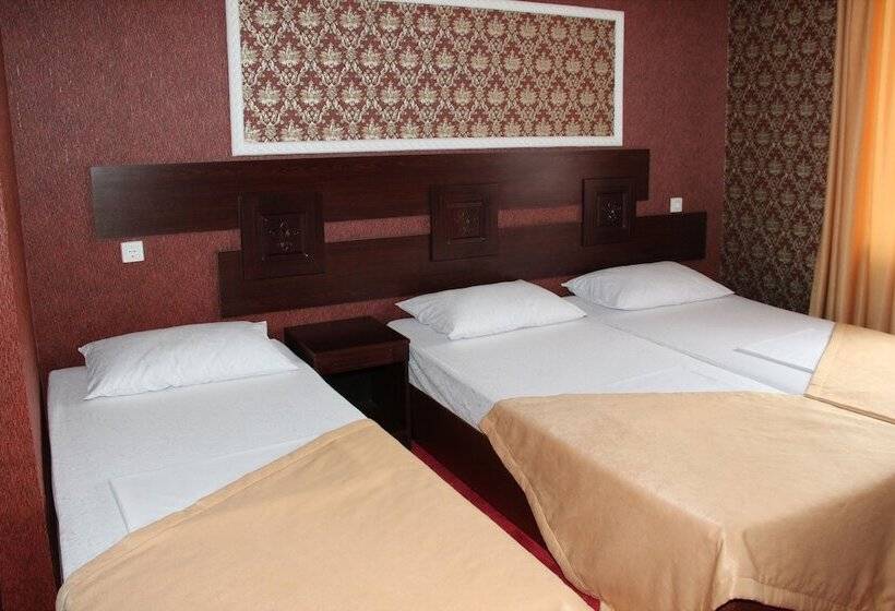 اتاق استاندارد سه نفره, Premier