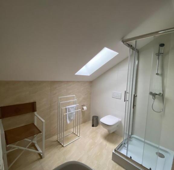 סוויטה, Willa Pod Lipami