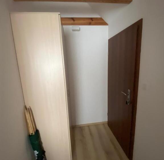 חדר סטנדרט לשלושה, Willa Pod Lipami