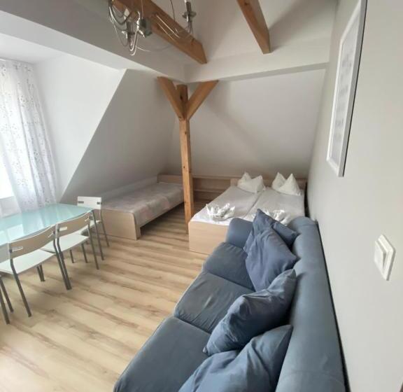 חדר סטנדרט לשלושה, Willa Pod Lipami