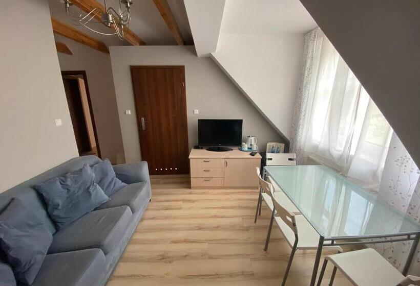 חדר סטנדרט לשלושה, Willa Pod Lipami