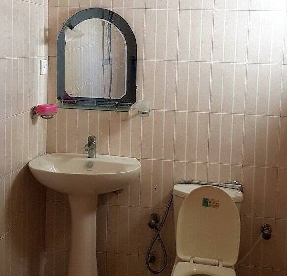 共用房间的床, Yoyo Hostel Negombo