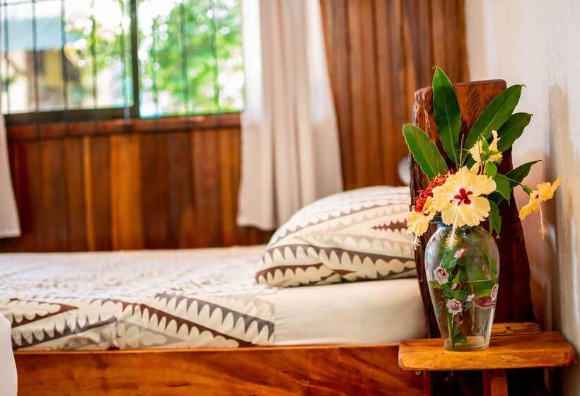 חדר אקונומי לשלושה, Cabinas Arrecife