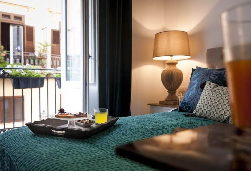 Camera Superiore Vista Città, Palazzo Natoli Boutique