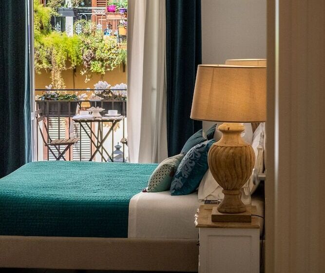 Camera Superiore Vista Città, Palazzo Natoli Boutique