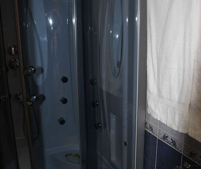 سوییت جونیور, Alpari