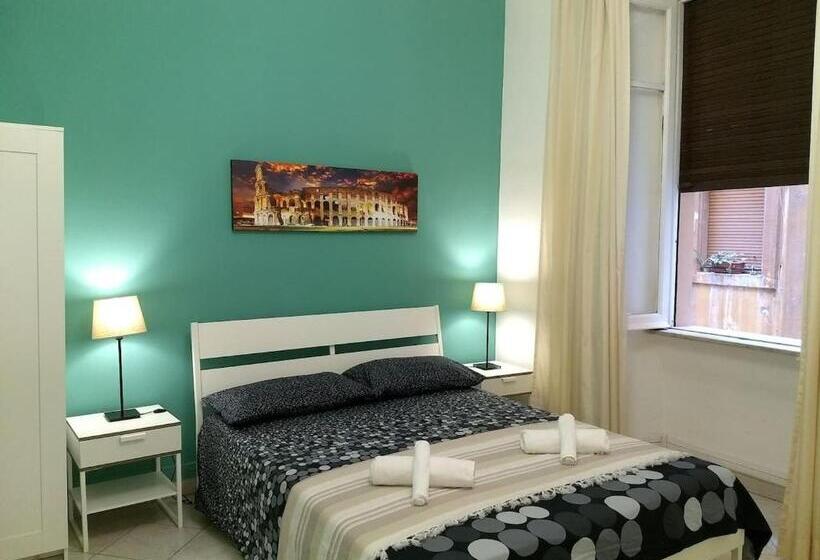 הכלכלה חדר לארבעה עם מקלחת משותפת, Amoraroma