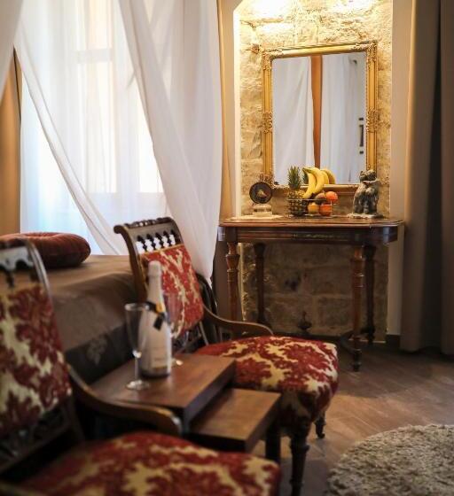 Номер Комфорт, Luxury Rooms Contessa Vitali