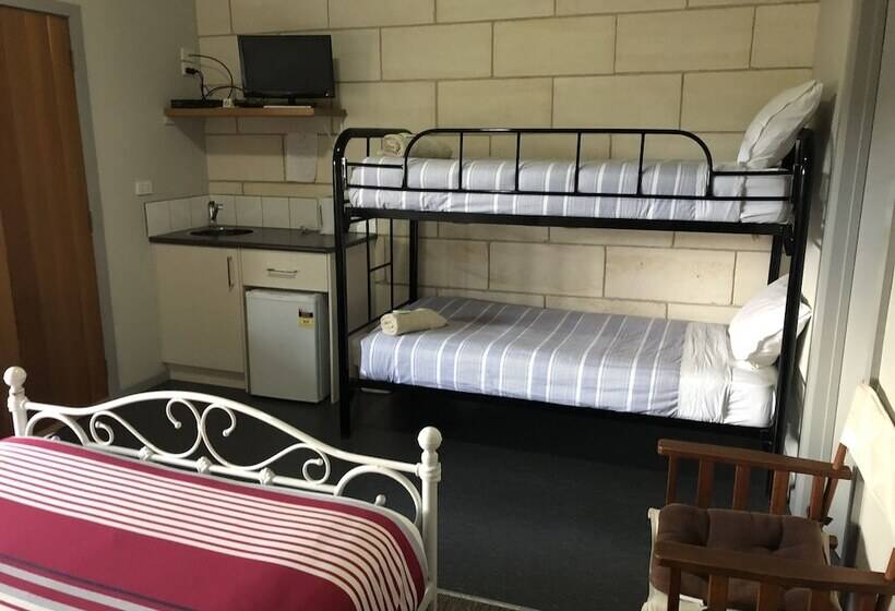اتاق خانوادگی, Port Campbell Guesthouse & Flash Packers