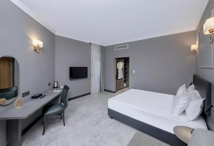 Bahçe Manzaralı Standart Oda, Adora Hotel & Resort