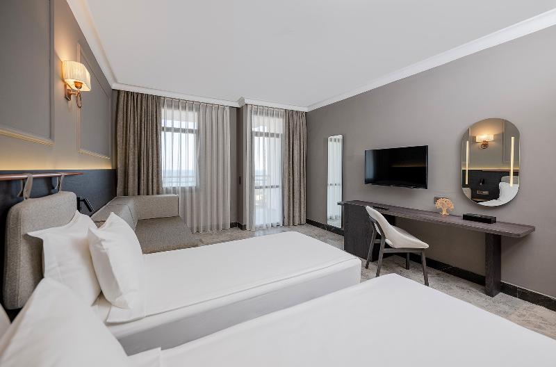 اتاق استاندارد با چشمانداز دریا, Adora Hotel & Resort