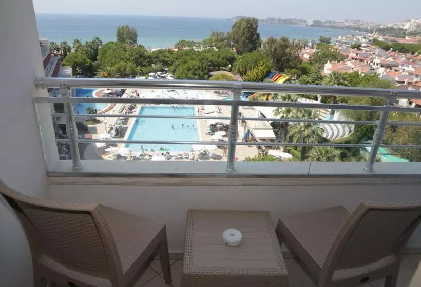 اتاق استاندارد با چشم‌انداز, Batıhan Beach Resort & Spa