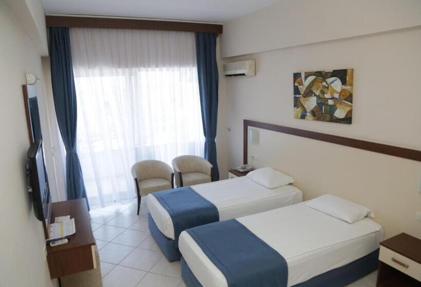 Номер Стандарт Вид на Море, Batıhan Beach Resort & Spa