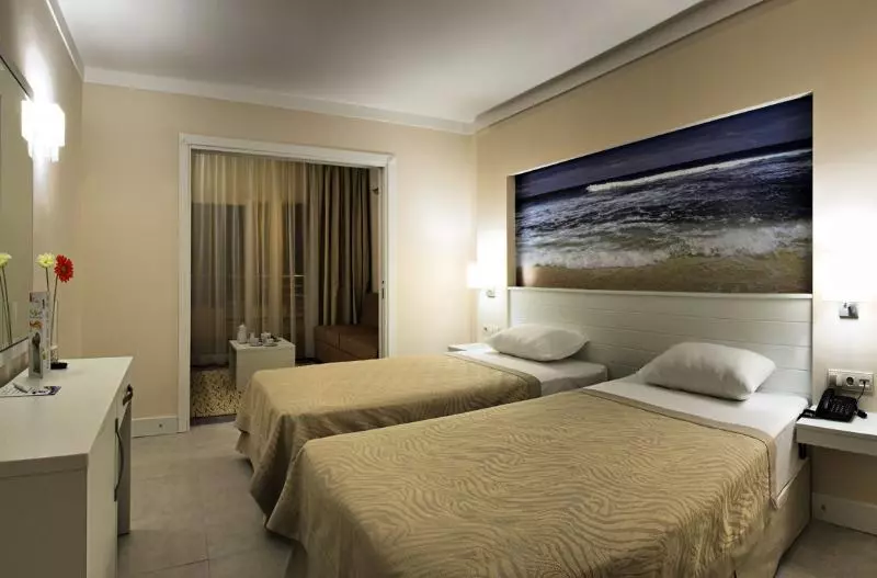 اتاق خانوادگی, Batıhan Beach Resort & Spa