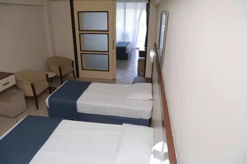 اتاق خانوادگی, Batıhan Beach Resort & Spa