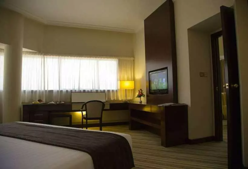 سوییت سوپریور, Aravi Dubai