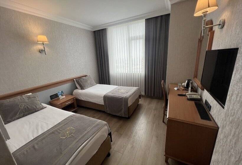 スタンダードルーム, Fuar