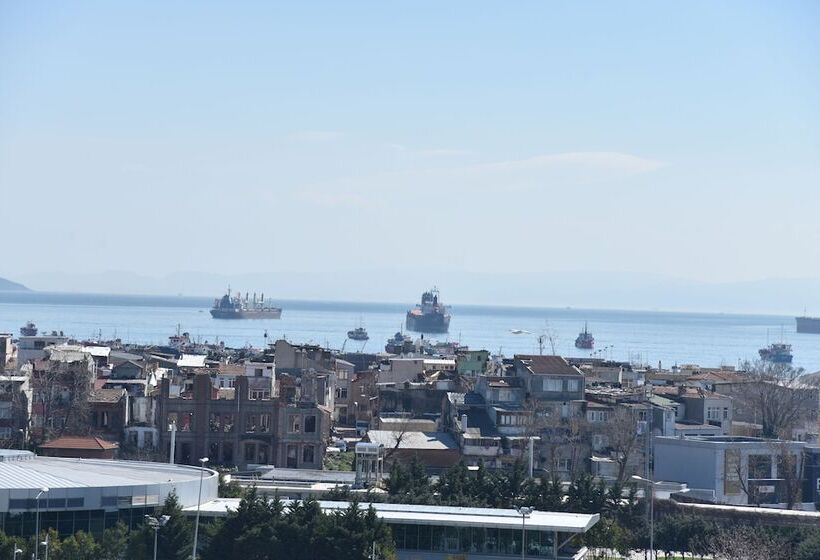 オーシャンビューデラックスルーム, Fuar