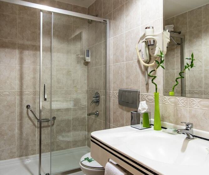 اتاق استاندارد, Oran