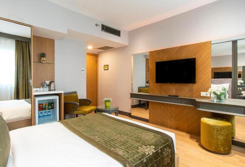 اتاق استاندارد یک نفره, Oran