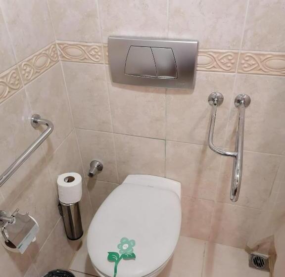 اتاق استاندارد برای معلولان, Oran