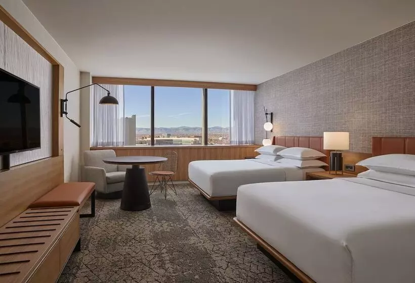 اتاق استاندارد با 2 تخت دوبل, Sheraton Denver Downtown