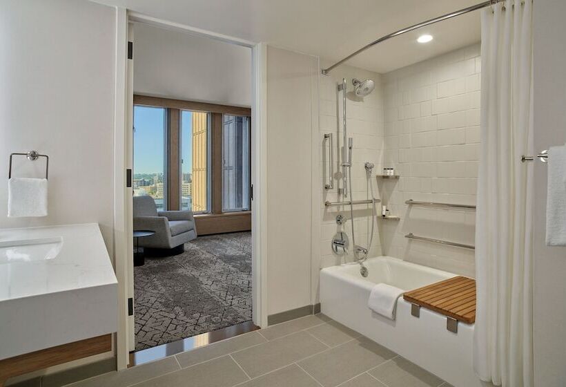 חדר סטנדרט שתי מיטות זוגיות, Sheraton Denver Downtown