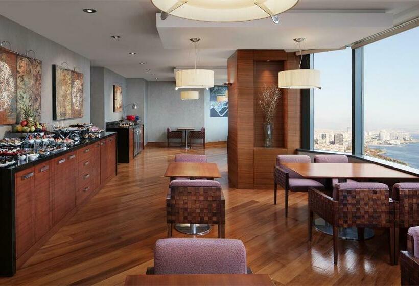 Клубный полулюкс с видом на море, Sheraton Istanbul Ataköy
